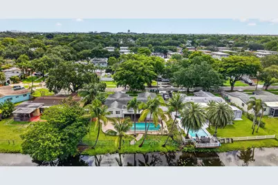 5207 SW 91st Terrace, Cooper City, FL 33328 - Photo 57