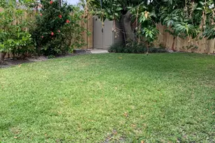 2325 NE 4th Ave, Boca Raton, FL 33431 - Photo 13