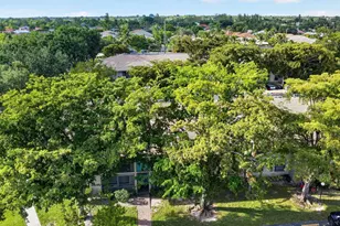 9810 Pineapple Tree Dr, Boynton Beach, FL 33436 - Photo 33