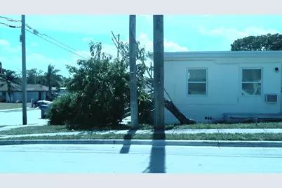 900 W 9th Street, Riviera Beach, FL 33404 - Photo 5