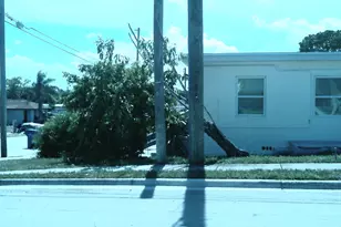 900 W 9th St, Riviera Beach, FL 33404 - Photo 5