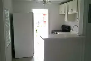 900 W 9th St, Riviera Beach, FL 33404 - Photo 17