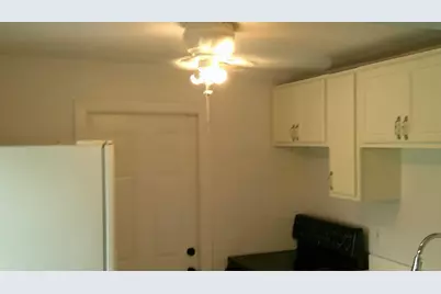 900 W 9th Street, Riviera Beach, FL 33404 - Photo 15