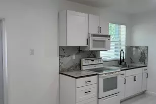 4591 Purdy Ln, West Palm Beach, FL 33415 - Photo 3