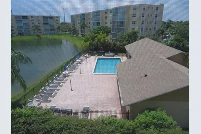 401 SE 3rd Street #204, Dania Beach, FL 33004 - Photo 3