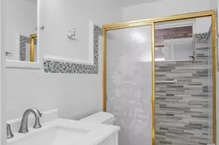1013 SE 14th Ct, Deerfield Beach, FL 33441 - Photo 7