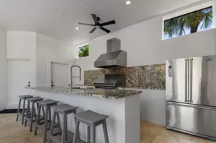 8709 SE Compass Island Way, Jupiter, FL 33458 - Photo 27
