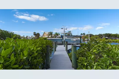 8709 SE Compass Island Way, Jupiter, FL 33458 - Photo 35