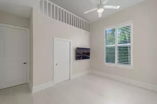 8709 SE Compass Island Way, Jupiter, FL 33458 - Photo 27