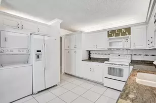 2331 Croton Ln, Delray Beach, FL 33445 - Photo 5