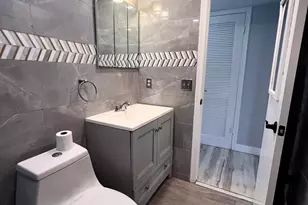 176 Sussex I, West Palm Beach, FL 33417 - Photo 11