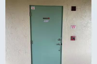 700 Village Green Court #101, Palm Springs, FL 33461 - Photo 17