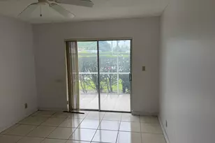 700 Village Green Ct, Palm Springs, FL 33461 - Photo 29