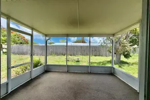 717 SE Alamanda Cir, Stuart, FL 34996 - Photo 17
