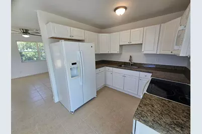 1605 W 10th Street, Riviera Beach, FL 33404 - Photo 29