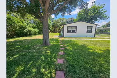 1605 W 10th Street, Riviera Beach, FL 33404 - Photo 9