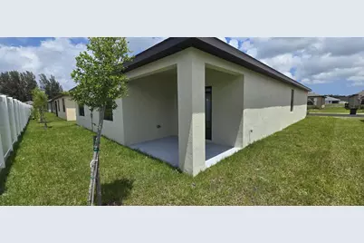 528 Seafoam Circle, Fort Pierce, FL 34945 - Photo 35