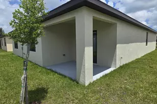528 Seafoam Cir, Fort Pierce, FL 34945 - Photo 35