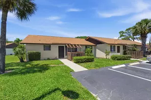 21 VÃ­a De Casas Norte, Boynton Beach, FL 33426 - Photo 3