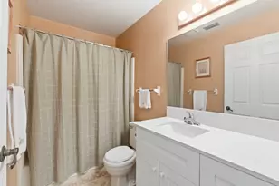 21 VÃ­a De Casas Norte, Boynton Beach, FL 33426 - Photo 15