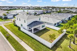 10638 SW Hensley St, Port Saint Lucie, FL 34987 - Photo 5