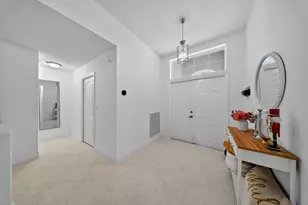 113 Egret Cir, Greenacres, FL 33413 - Photo 19