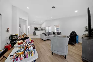 113 Egret Cir, Greenacres, FL 33413 - Photo 29