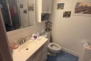 8016 NW 27th Ct, Sunrise, FL 33322 - Photo 3