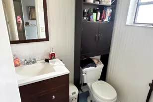 8016 NW 27th Ct, Sunrise, FL 33322 - Photo 7
