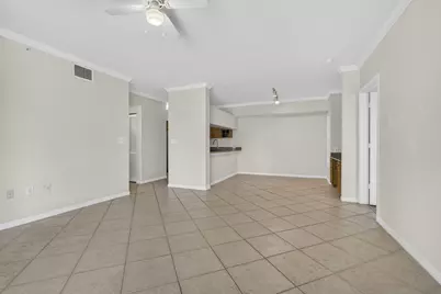 6510 Emerald Dunes Drive #308, West Palm Beach, FL 33411 - Photo 17