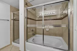 6510 Emerald Dunes Dr, West Palm Beach, FL 33411 - Photo 25