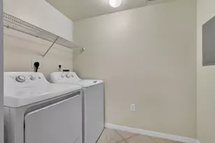 6510 Emerald Dunes Dr, West Palm Beach, FL 33411 - Photo 13