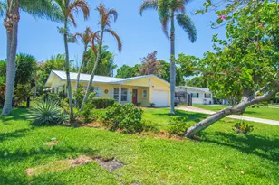 475 19th Pl, Vero Beach, FL 32960 - Photo 1