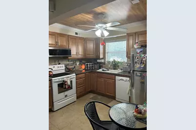 770 Lori Drive #245, Palm Springs, FL 33461 - Photo 3