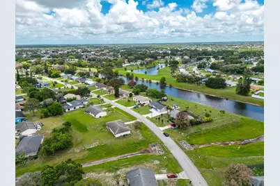 264 SW Cherryhill Road, Port Saint Lucie, FL 34953 - Photo 7