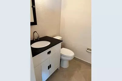 4050 NE 12th Terrace #15-1, Oakland Park, FL 33334 - Photo 11