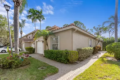 6402 Park Lake Circle, Boynton Beach, FL 33437 - Photo 3