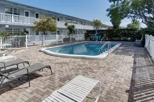 701 Pine Dr, Pompano Beach, FL 33060 - Photo 5