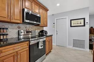 7306 NW 94th Way, Tamarac, FL 33321 - Photo 7