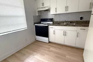 4130 NW 31st Terrace, Lauderdale Lakes, FL 33309 - Photo 7
