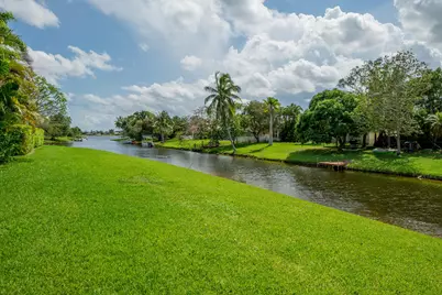 12858 Spinnaker Lane, Wellington, FL 33414 - Photo 27