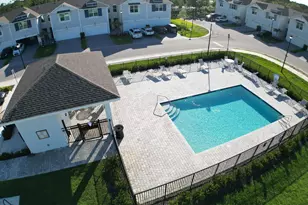 5784 SE Edgewater Cir, Stuart, FL 34997 - Photo 21