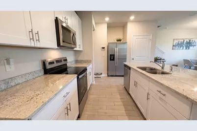 5784 SE Edgewater Circle, Stuart, FL 34997 - Photo 5