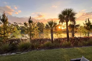 5784 SE Edgewater Cir, Stuart, FL 34997 - Photo 9