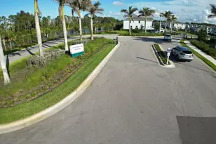 5784 SE Edgewater Cir, Stuart, FL 34997 - Photo 35