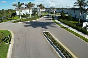 5784 SE Edgewater Cir, Stuart, FL 34997 - Photo 37