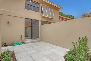 132 Old Meadow Way, Palm Beach Gardens, FL 33418 - Photo 7