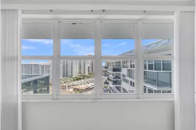 3300 NE 36th Street #1711, Fort Lauderdale, FL 33308 - Photo 21