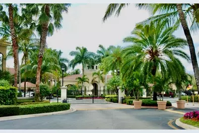 4930 Bonsai Circle #208, Palm Beach Gardens, FL 33418 - Photo 21
