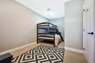 904 SE 12th St, Deerfield Beach, FL 33441 - Photo 23
